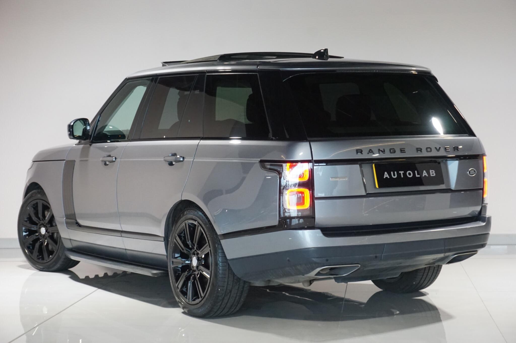 Land Rover Range Rover 2.0 P400e 13.1kWh Autobiography SUV 5dr Petrol Plug-in Hybrid Auto 4WD Euro 6 (s/s) (404 ps)